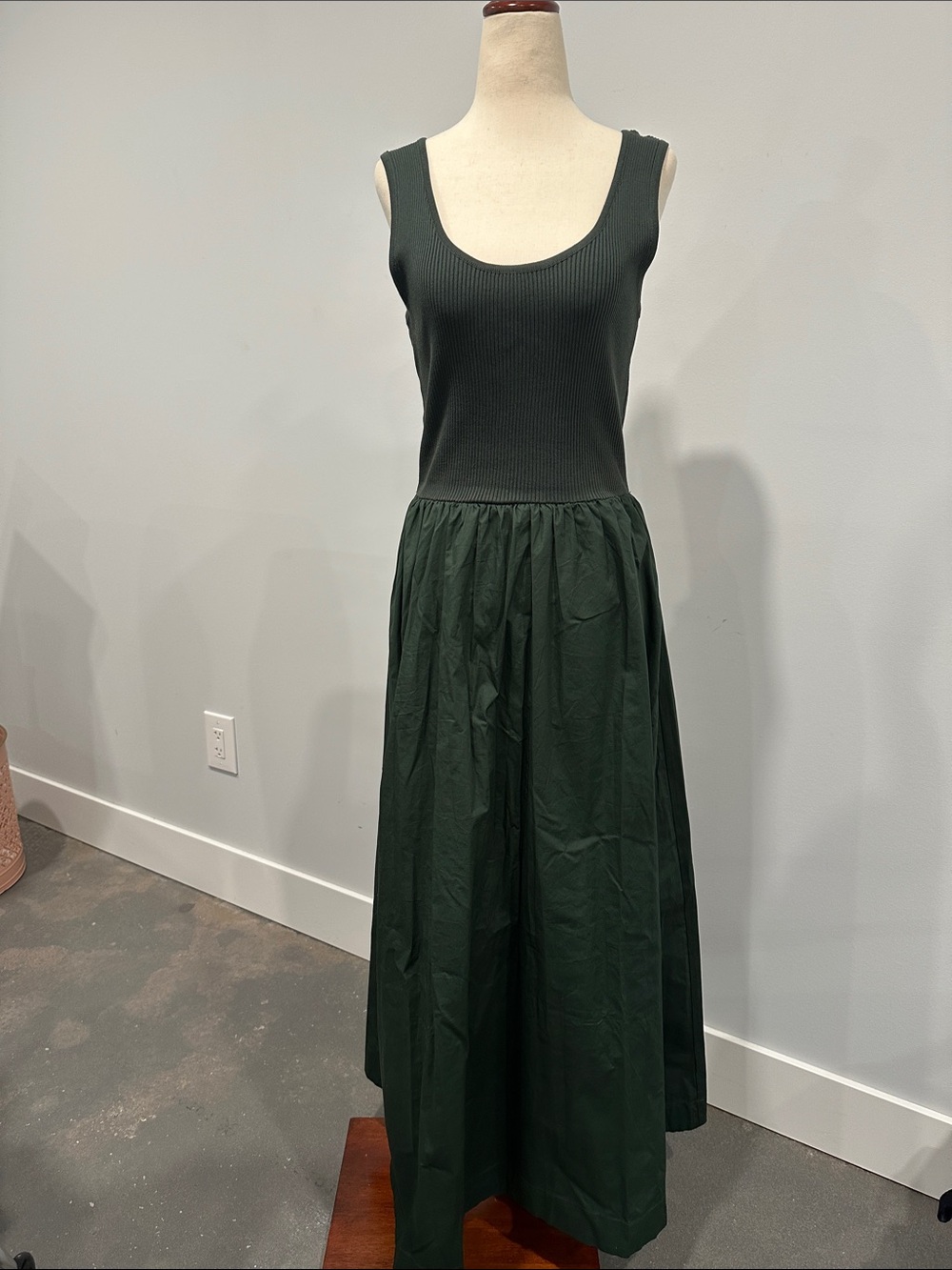 Sleeveless Maxi Dress in Dark Green